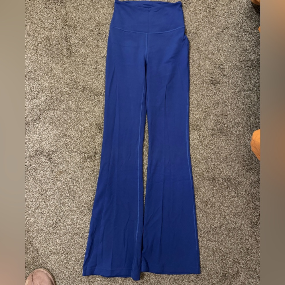 Lululemon Groove Super-High-Rise Flared Pant Nulu